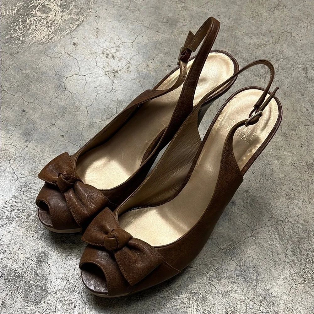 * Stuart Weitzman Brown and Cream Peep-Toe Heels - Picture 7 of 9